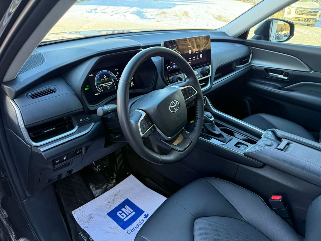2025 Toyota Grand Highlander in Edmundston, New Brunswick - 8 - w1024h768px