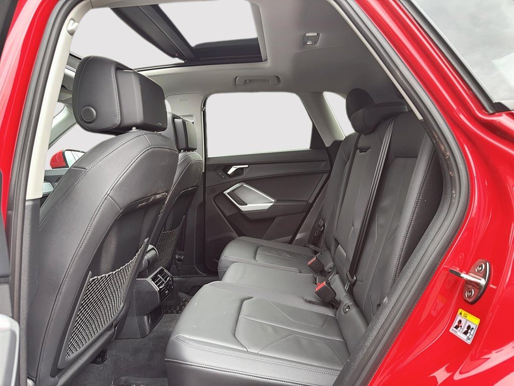 2025 Audi Q3 in Drummondville, Quebec - 9 - w1024h768px