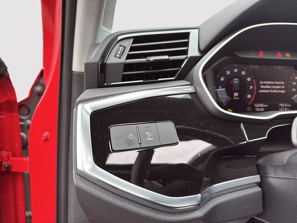 2025 Audi Q3 in Drummondville, Quebec - 12 - w1024h768px