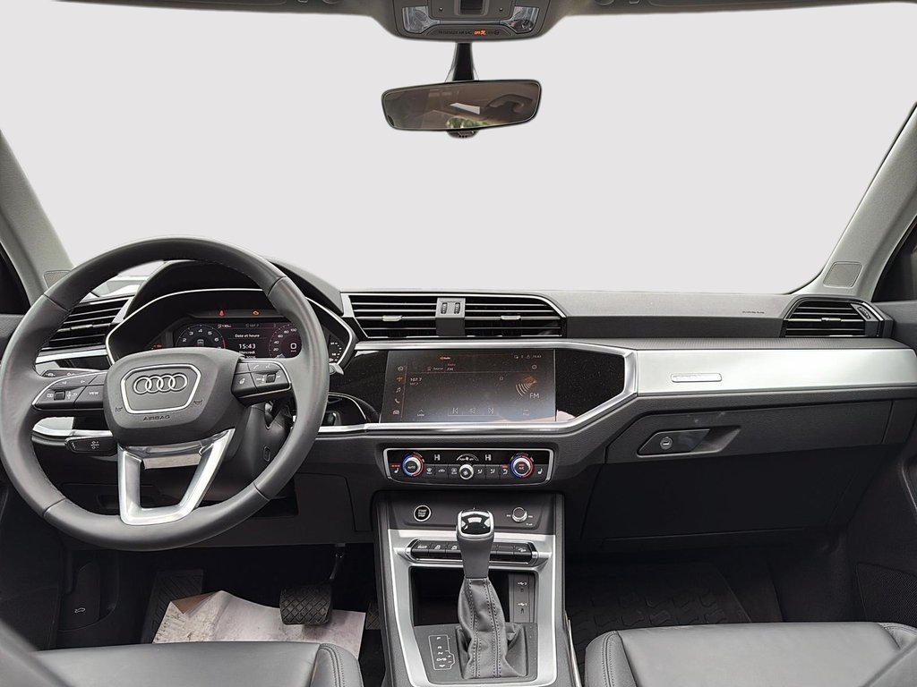2025 Audi Q3 in Drummondville, Quebec - 10 - w1024h768px