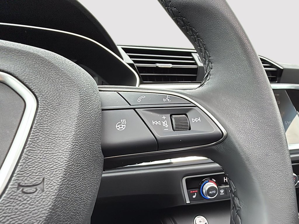 2025 Audi Q3 in Drummondville, Quebec - 15 - w1024h768px