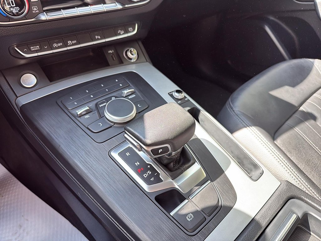 2019 Audi Q5 Komfort in Drummondville, Quebec - 19 - w1024h768px