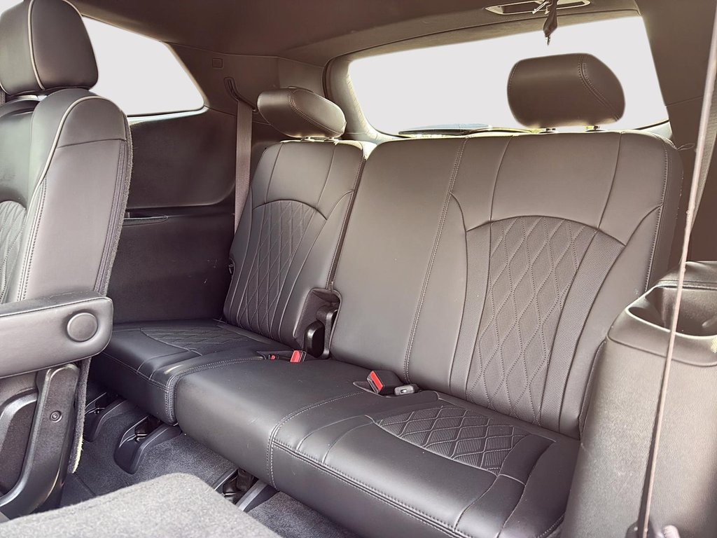 2022 Buick Enclave Avenir in Drummondville, Quebec - 11 - w1024h768px