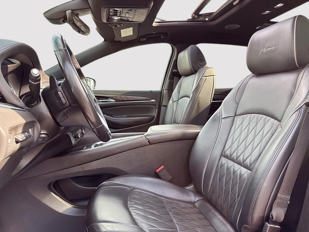 2022 Buick Enclave Avenir in Drummondville, Quebec - 9 - w1024h768px
