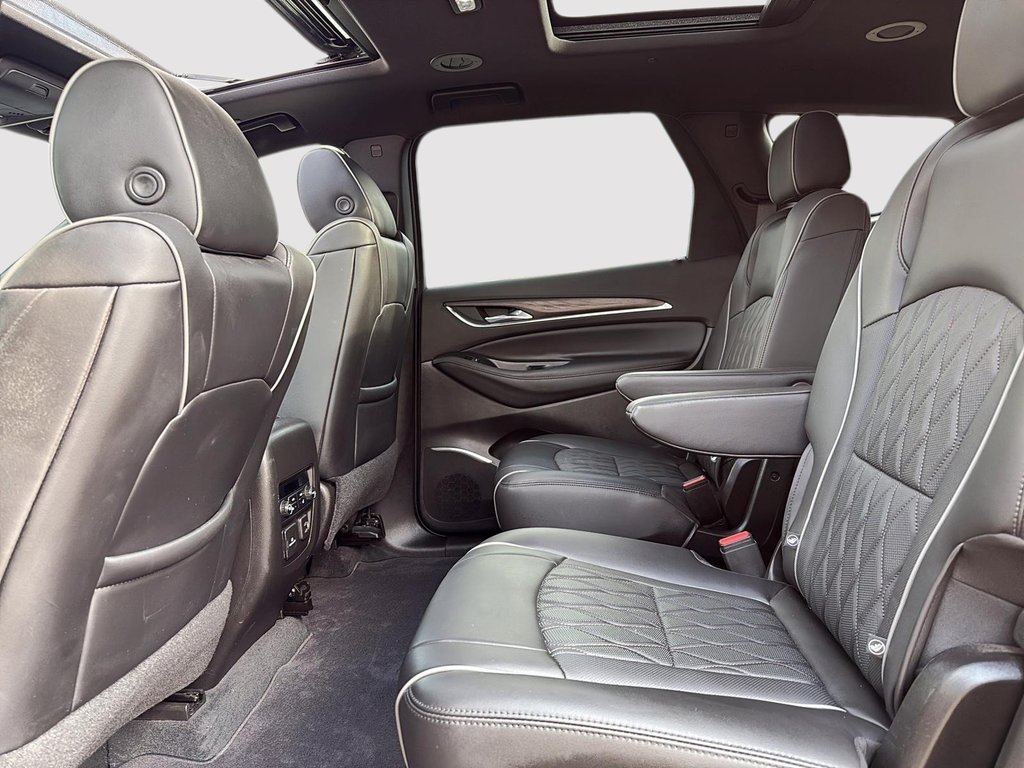 2022 Buick Enclave Avenir in Drummondville, Quebec - 10 - w1024h768px