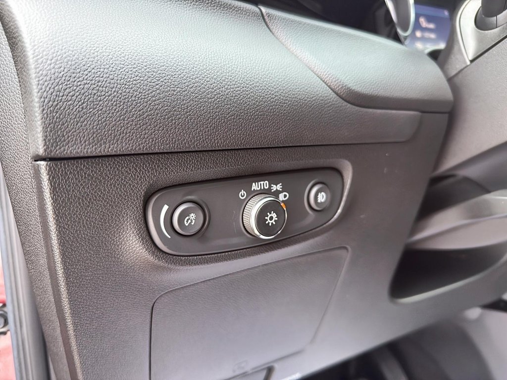 2023 Buick Encore GX Select in Drummondville, Quebec - 13 - w1024h768px