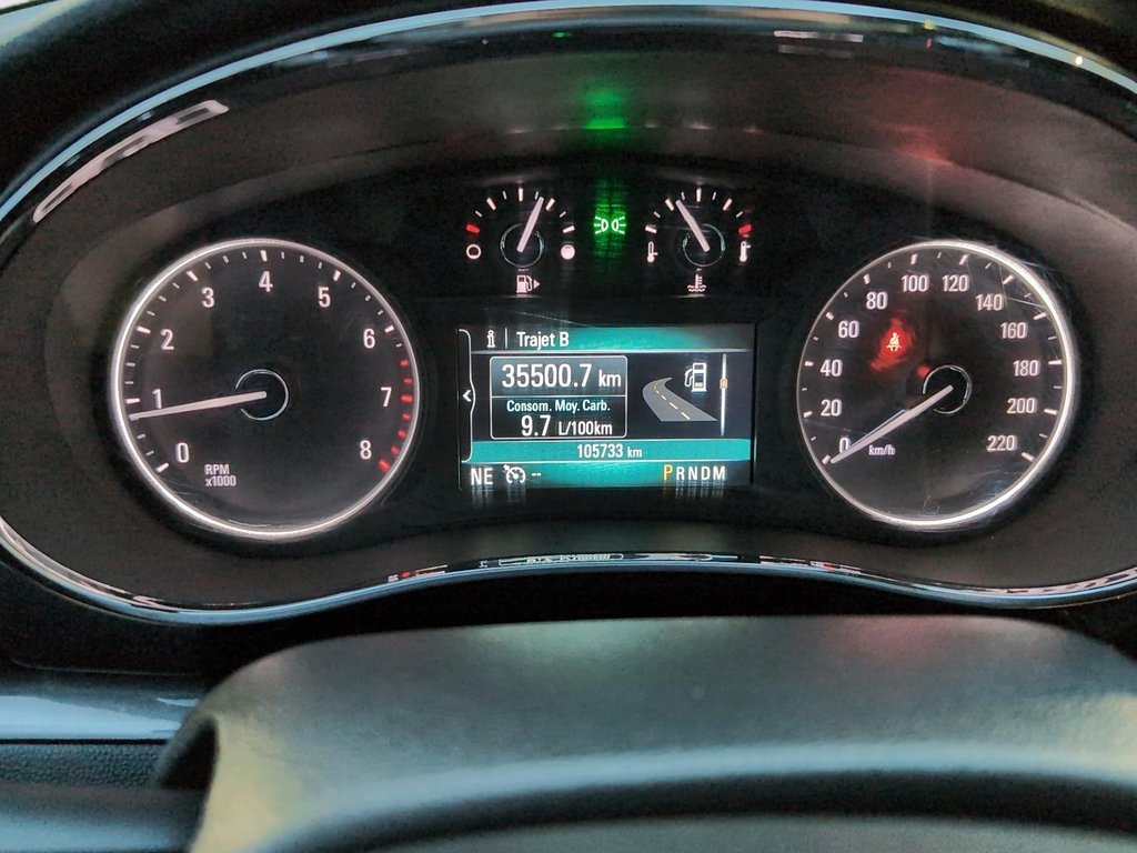 2018 Buick Encore Sport Touring in Drummondville, Quebec - 13 - w1024h768px