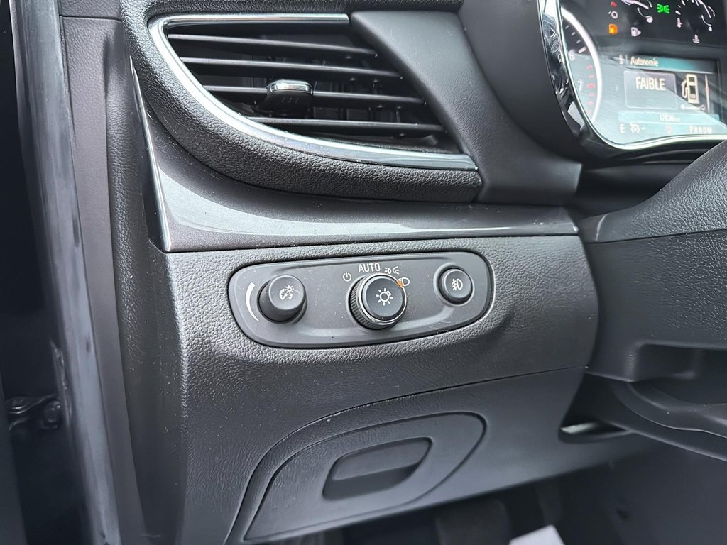 Buick Encore Sport Touring 2018 à Drummondville, Québec - 13 - w1024h768px