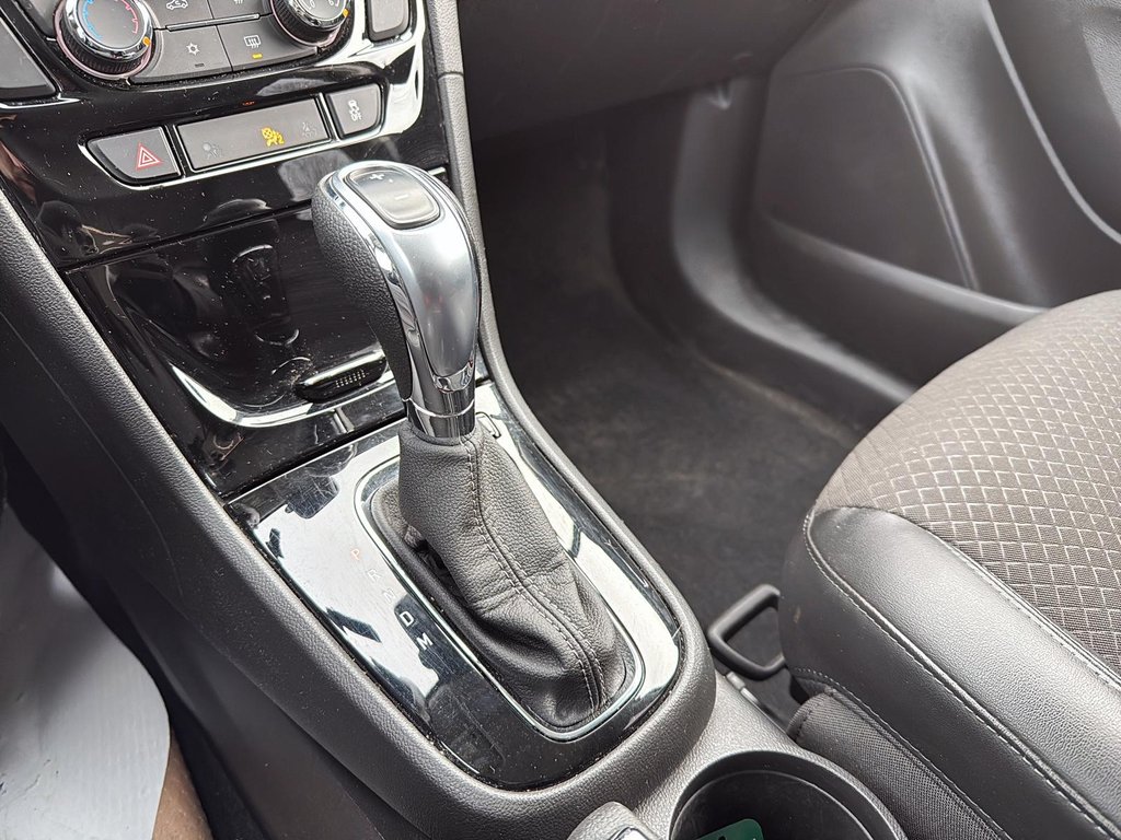 Buick Encore Sport Touring 2019 à Drummondville, Québec - 19 - w1024h768px