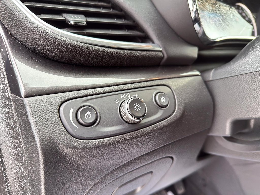 Buick Encore Sport Touring 2019 à Drummondville, Québec - 13 - w1024h768px