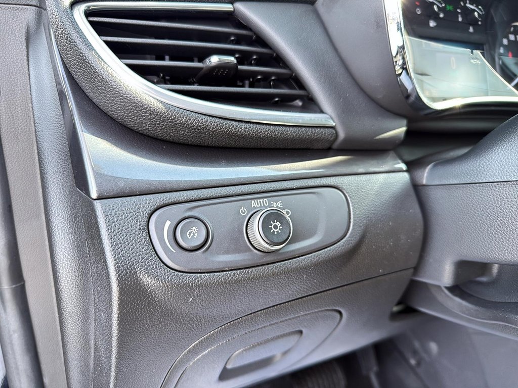 2021 Buick Encore Preferred in Drummondville, Quebec - 12 - w1024h768px