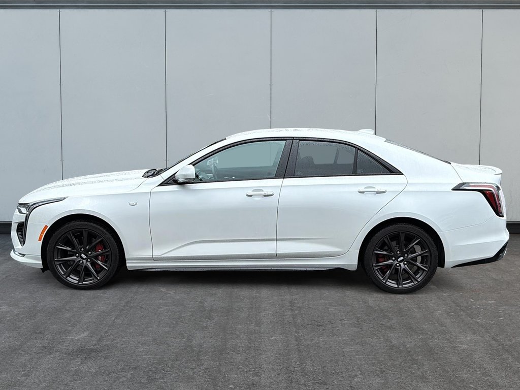 Cadillac CT4 Sport 2020 à Drummondville, Québec - 4 - w1024h768px