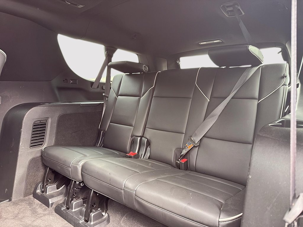 Cadillac Escalade ESV 4WD Premium Luxury 2023 à Drummondville, Québec - 11 - w1024h768px