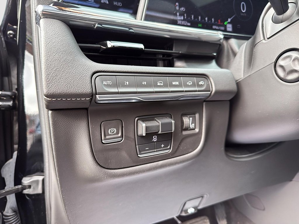 Cadillac Escalade ESV 4WD Premium Luxury 2023 à Drummondville, Québec - 14 - w1024h768px
