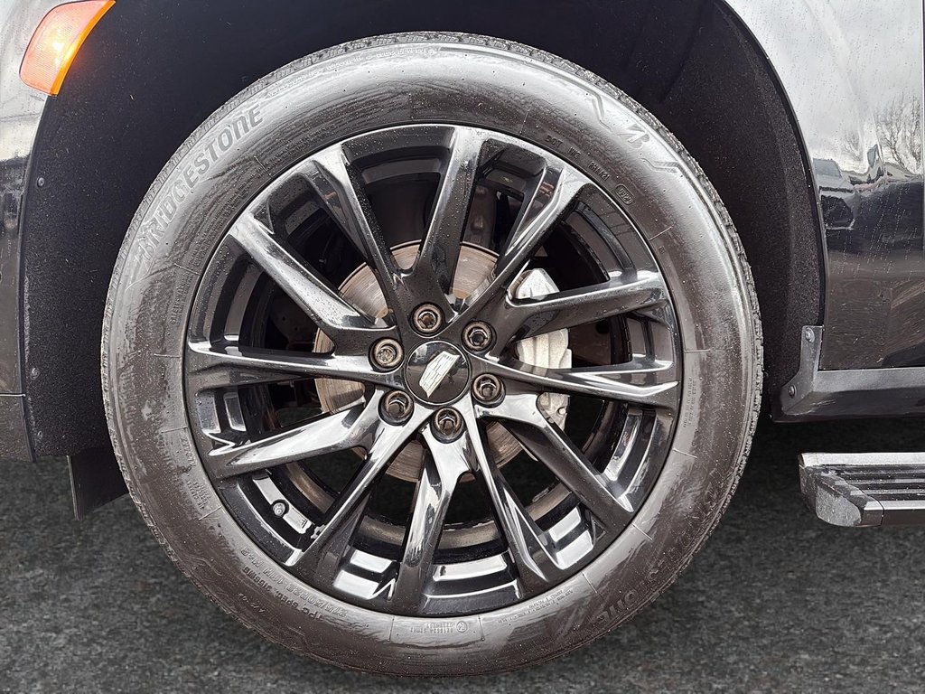 2023 Cadillac Escalade 4WD Sport in Drummondville, Quebec - 7 - w1024h768px