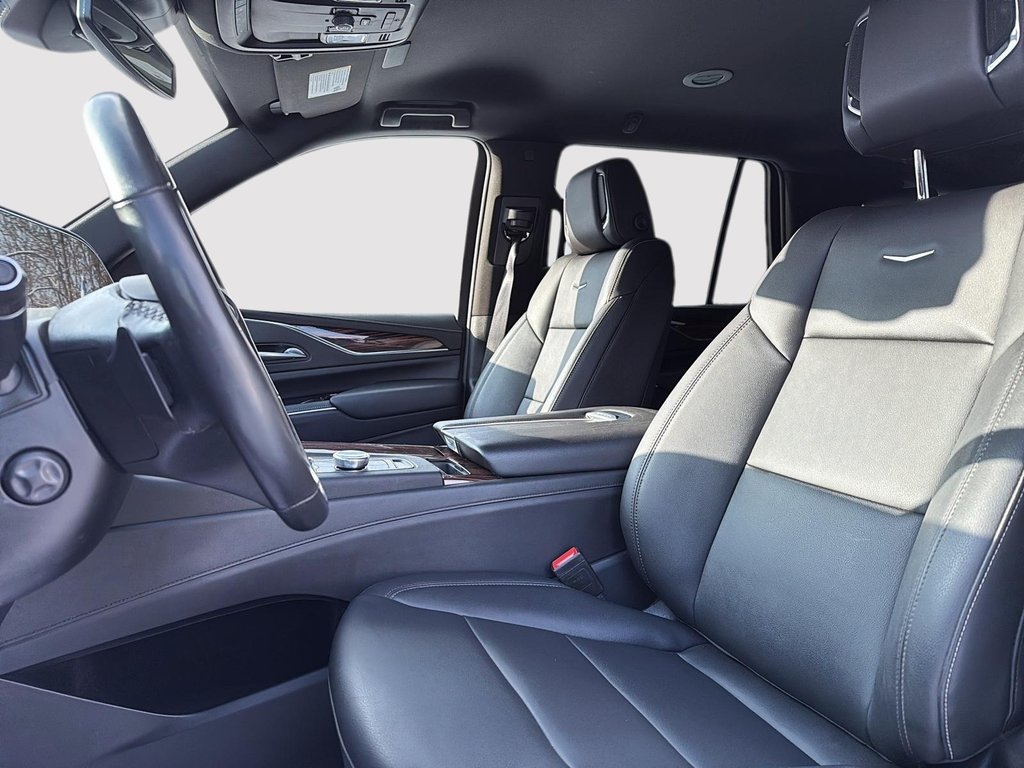 Cadillac Escalade 4WD Luxury 2024 à Drummondville, Québec - 9 - w1024h768px