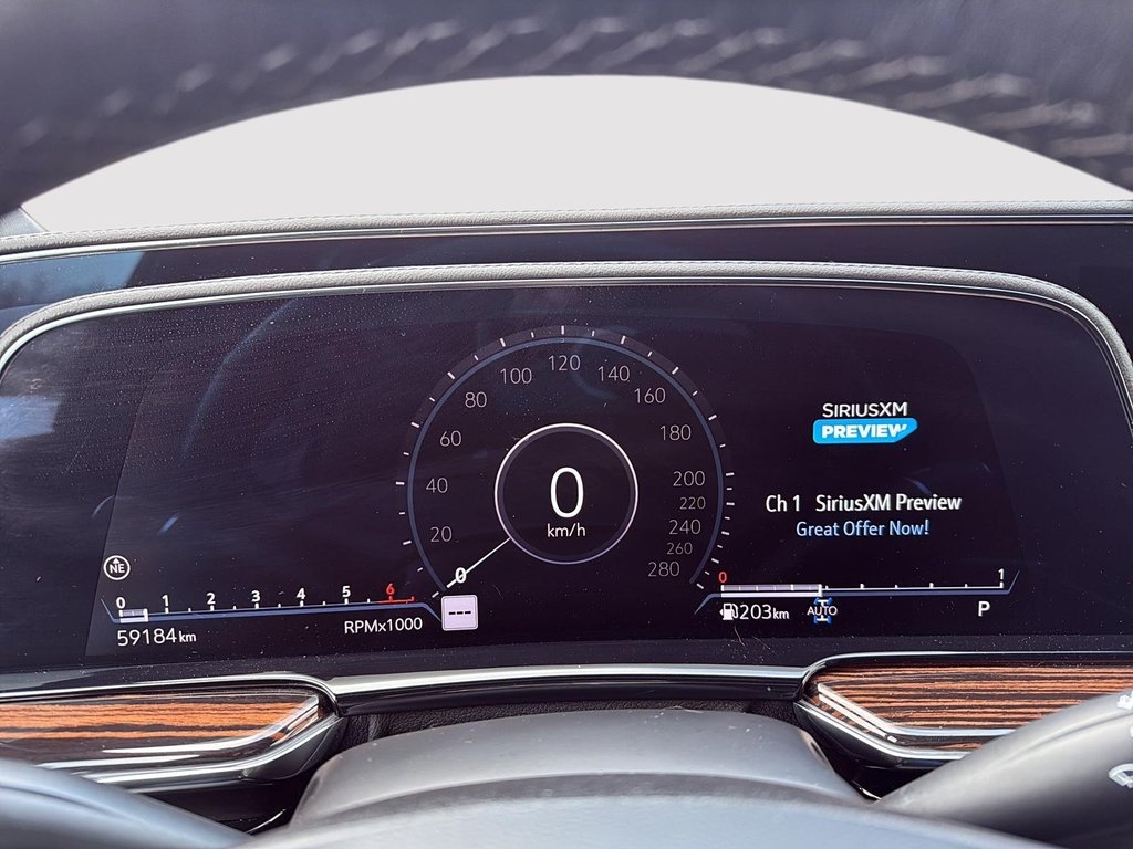 Cadillac Escalade 4WD Luxury 2024 à Drummondville, Québec - 18 - w1024h768px