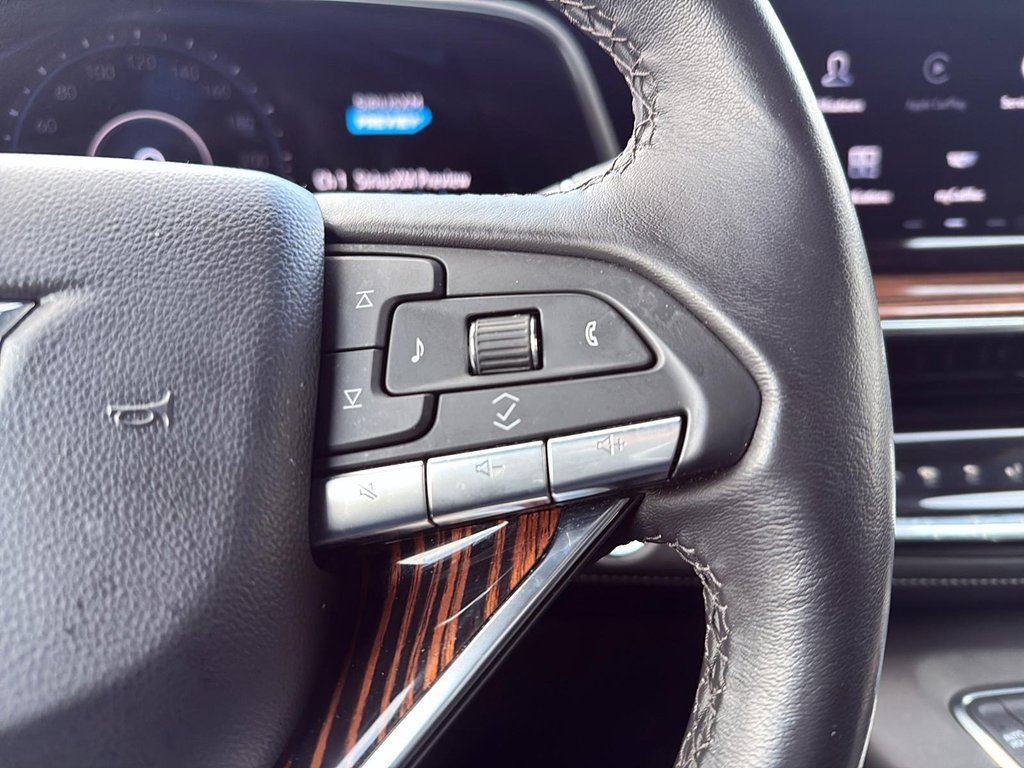 Cadillac Escalade 4WD Luxury 2024 à Drummondville, Québec - 17 - w1024h768px