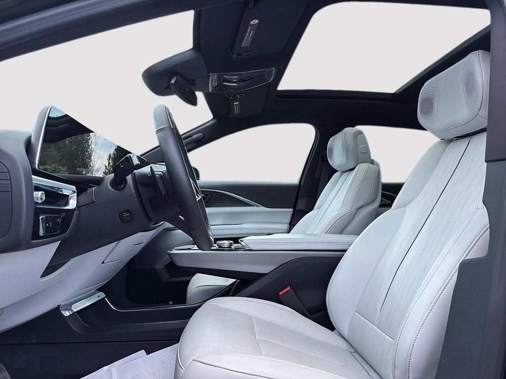 Cadillac LYRIQ Sport 2024 à Drummondville, Québec - 8 - w1024h768px