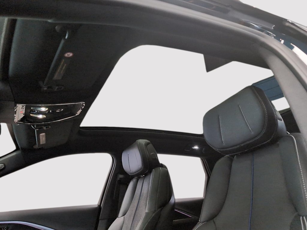 2026 Cadillac LYRIQ Luxury in Drummondville, Quebec - 16 - w1024h768px