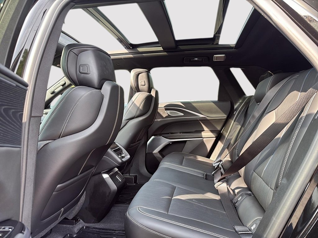 2026 Cadillac LYRIQ Signature Luxury in Drummondville, Quebec - 10 - w1024h768px