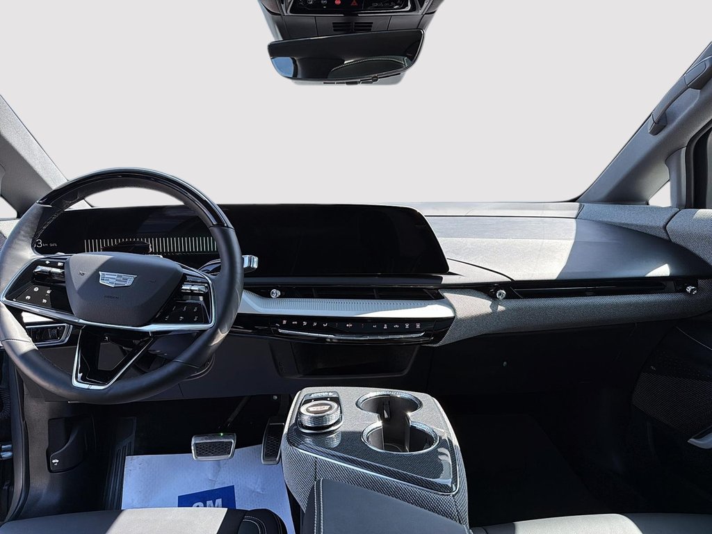 2025 Cadillac OPTIQ Luxury in Drummondville, Quebec - 8 - w1024h768px