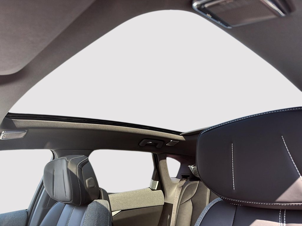 2026 Cadillac Optiq Luxury in Drummondville, Quebec - 14 - w1024h768px