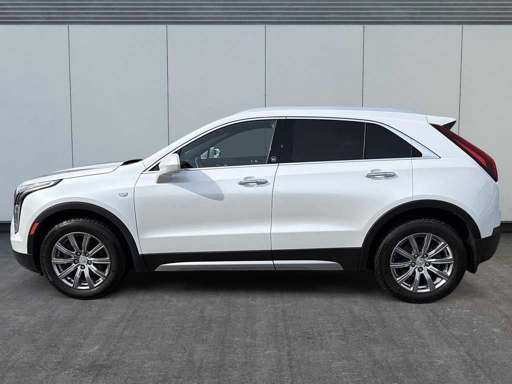 2019 Cadillac XT4 AWD Premium Luxury in Drummondville, Quebec - 5 - w1024h768px