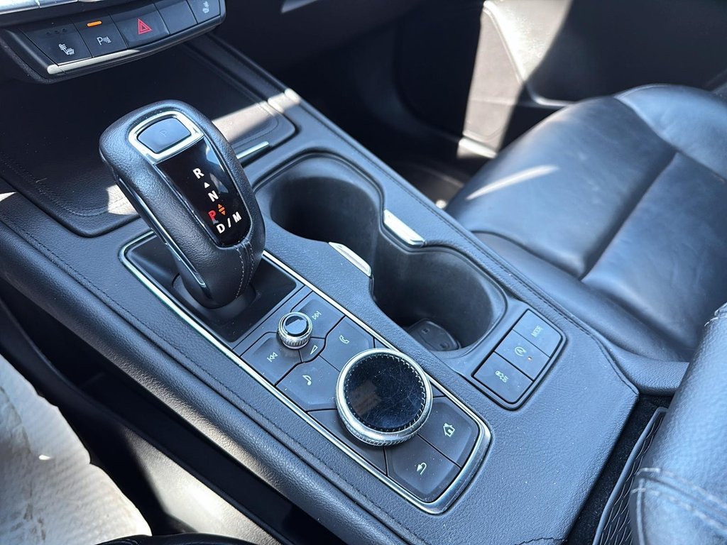 2019 Cadillac XT4 AWD Premium Luxury in Drummondville, Quebec - 18 - w1024h768px