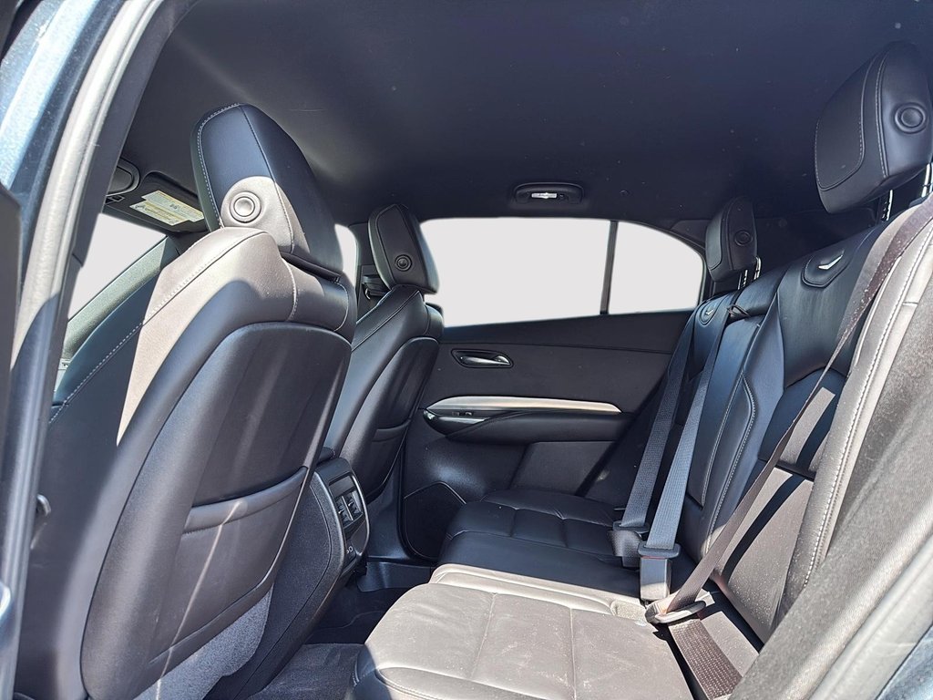 2019 Cadillac XT4 AWD Premium Luxury in Drummondville, Quebec - 10 - w1024h768px