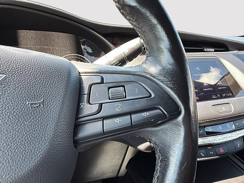 2019 Cadillac XT4 AWD Premium Luxury in Drummondville, Quebec - 15 - w1024h768px