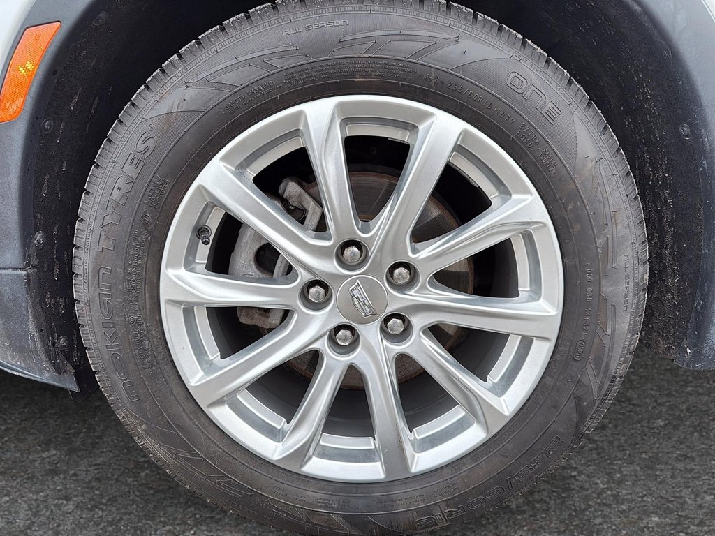 2020 Cadillac XT4 AWD Luxury in Drummondville, Quebec - 6 - w1024h768px