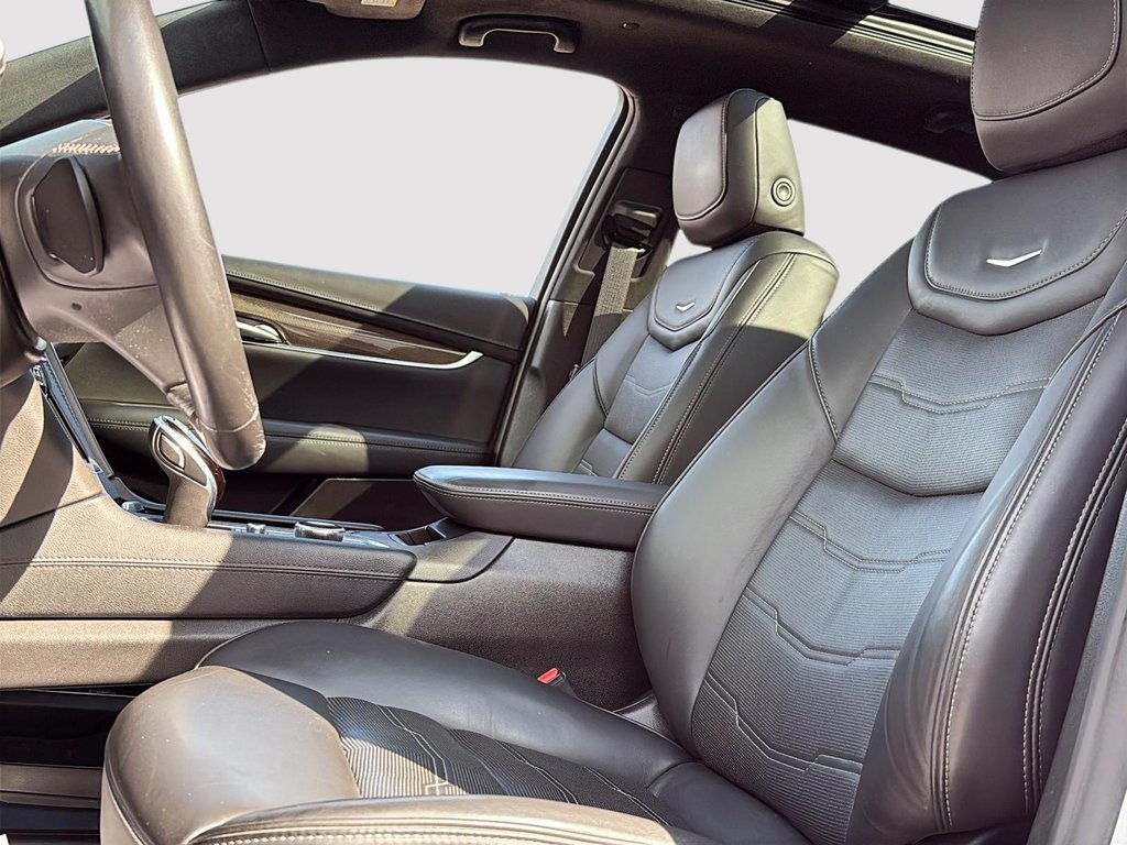 Cadillac XT5 AWD Premium Luxury 2022 à Drummondville, Québec - 9 - w1024h768px
