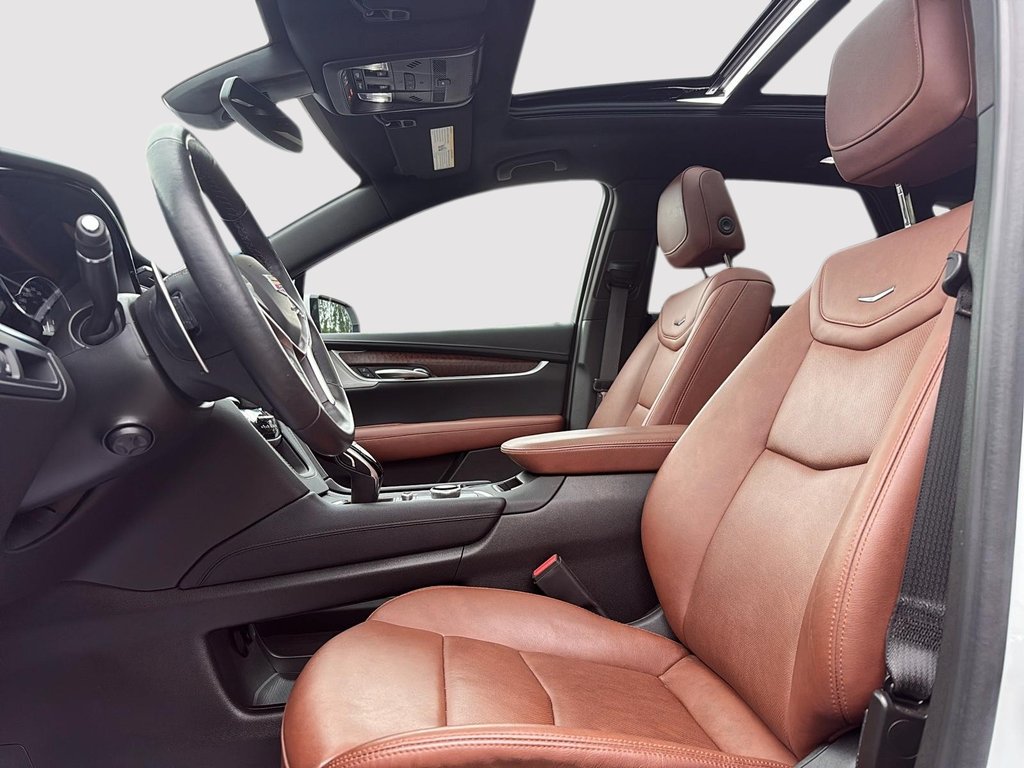 2024 Cadillac XT5 AWD Sport in Drummondville, Quebec - 9 - w1024h768px