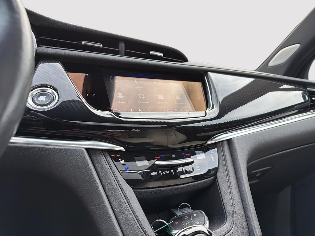 2024 Cadillac XT6 AWD Sport in Drummondville, Quebec - 18 - w1024h768px