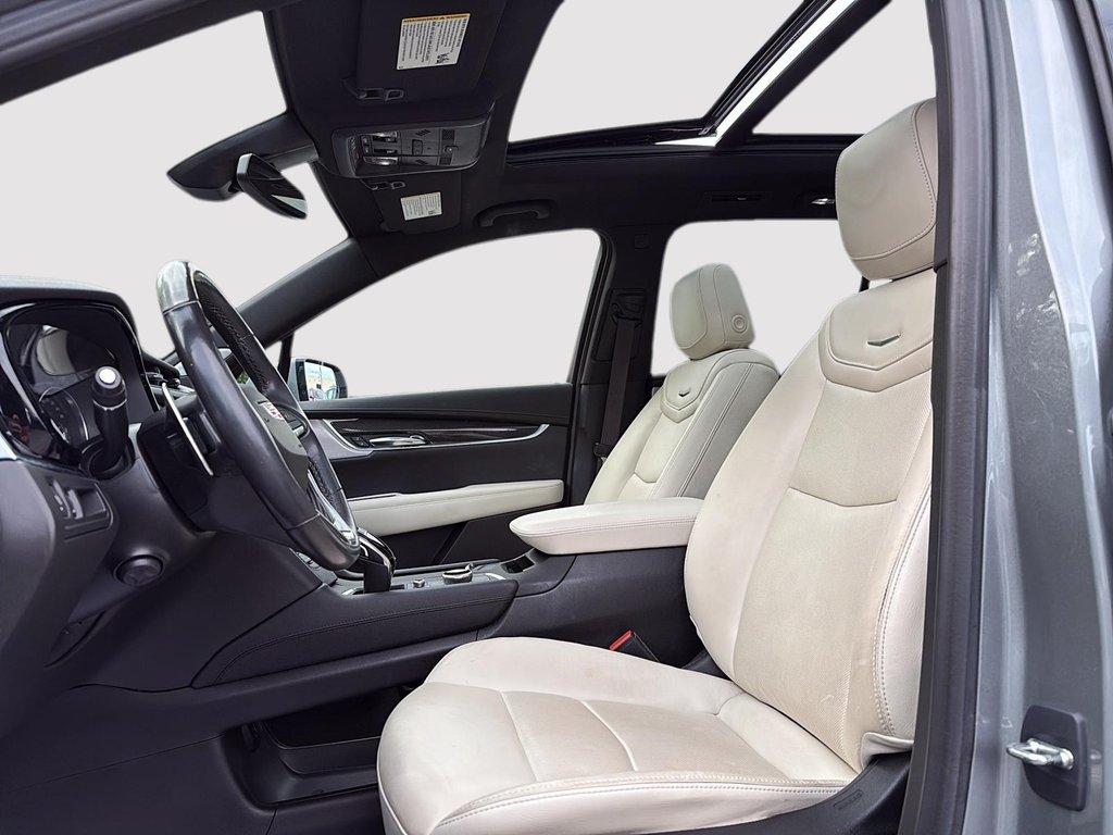 2024 Cadillac XT6 AWD Sport in Drummondville, Quebec - 9 - w1024h768px