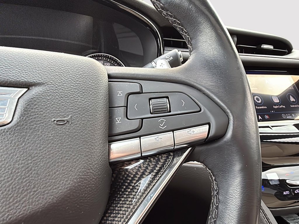 2024 Cadillac XT6 AWD Sport in Drummondville, Quebec - 16 - w1024h768px