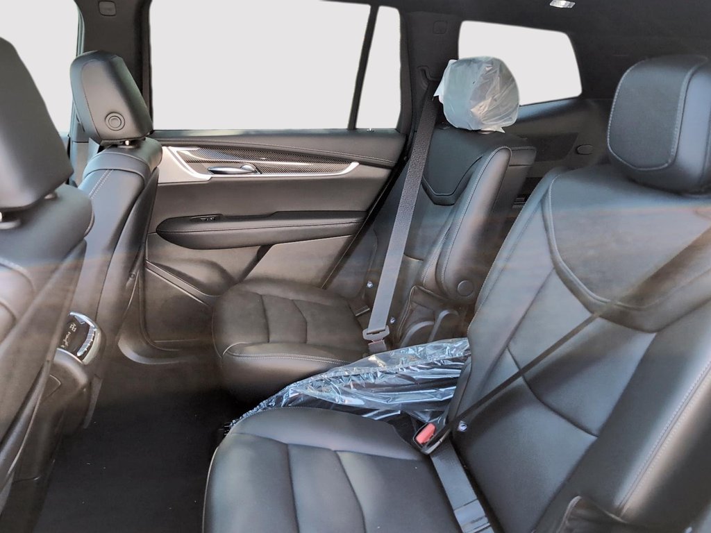 2025 Cadillac XT6 Sport in Drummondville, Quebec - 12 - w1024h768px