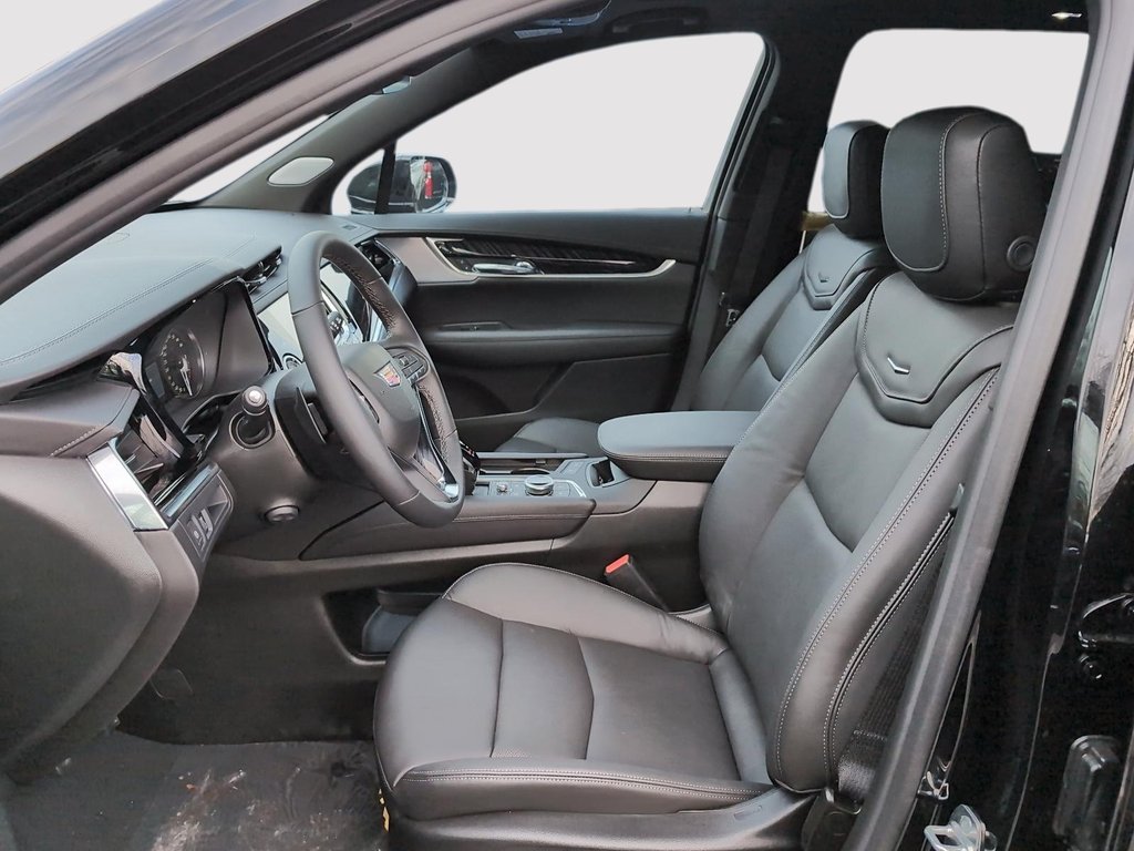2025 Cadillac XT6 Premium Luxury in Drummondville, Quebec - 10 - w1024h768px