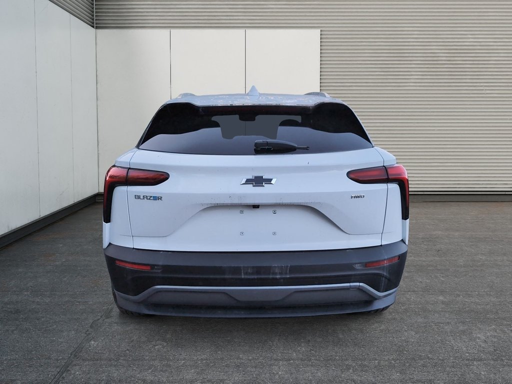 Chevrolet Blazer EV LT 2025 à Drummondville, Québec - 5 - w1024h768px