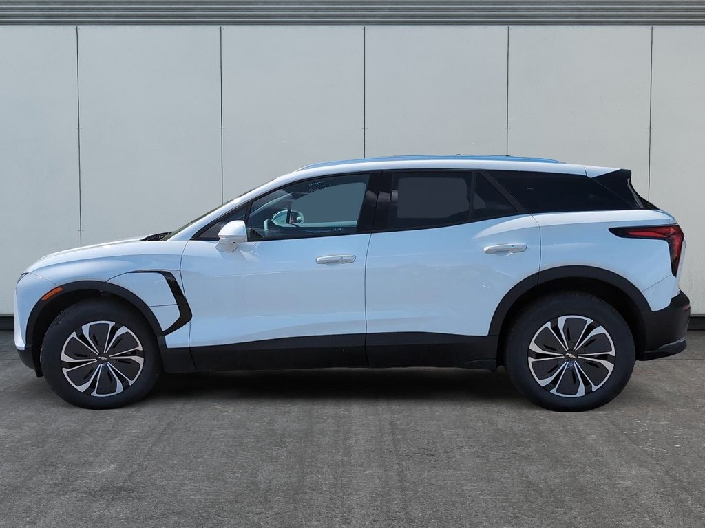2025 Chevrolet Blazer EV LT in Drummondville, Quebec - 6 - w1024h768px