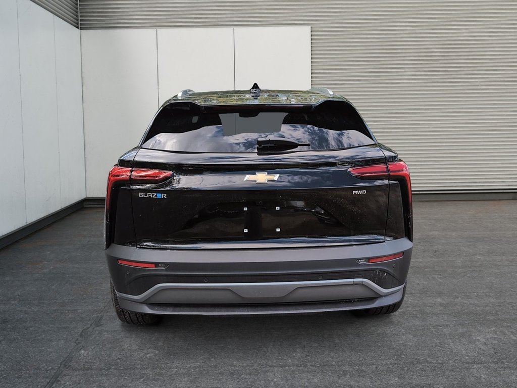 Chevrolet Blazer EV LT 2025 à Drummondville, Québec - 4 - w1024h768px