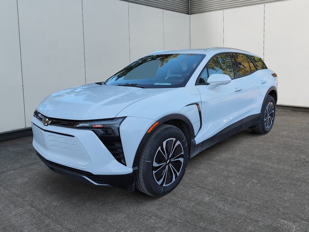 2025 Chevrolet Blazer EV LT in Drummondville, Quebec - 2 - w1024h768px