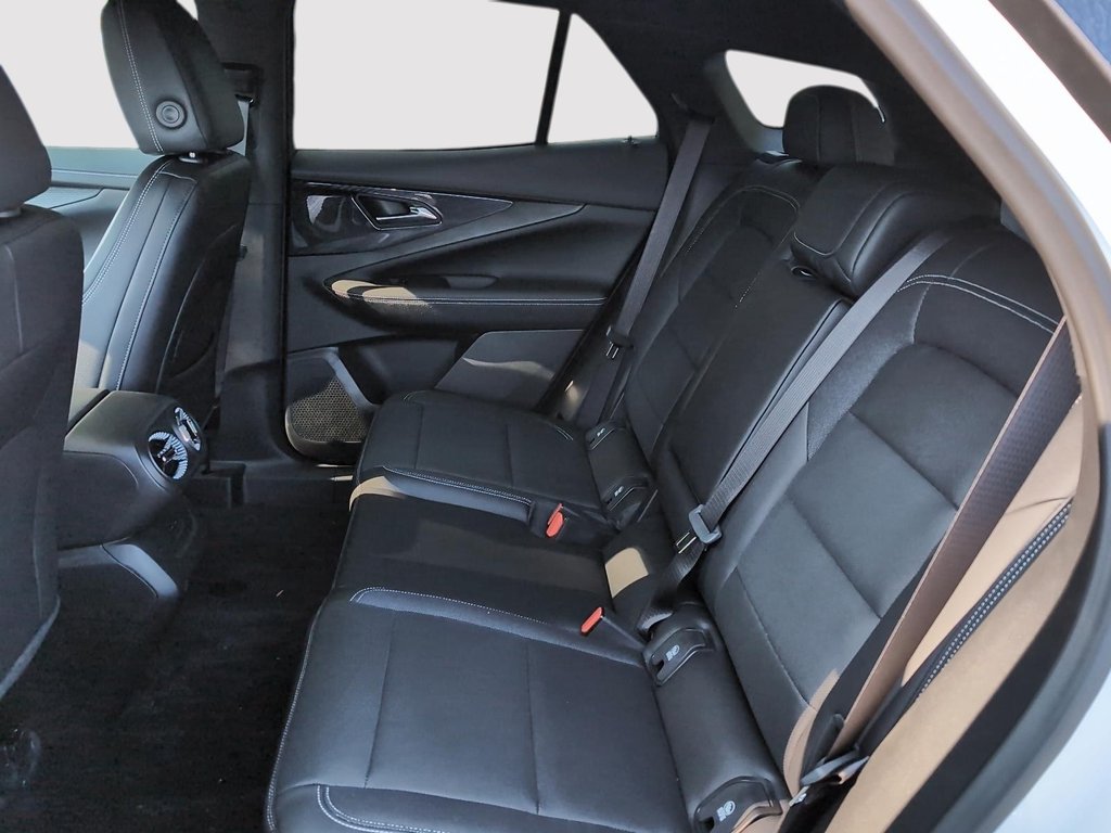 2025 Chevrolet Blazer EV LT in Drummondville, Quebec - 13 - w1024h768px