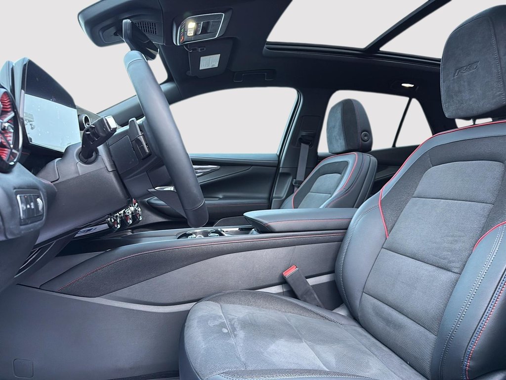 Chevrolet Blazer EV AWD RS 2025 à Drummondville, Québec - 9 - w1024h768px