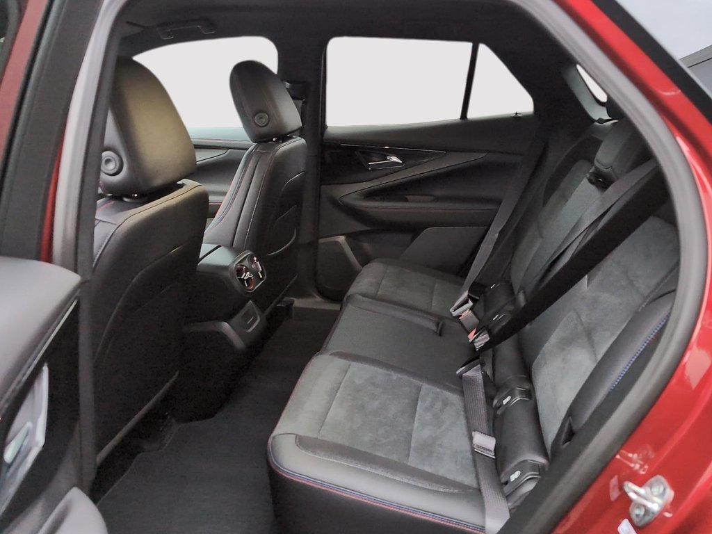 2025 Chevrolet Blazer EV AWD RS in Drummondville, Quebec - 9 - w1024h768px