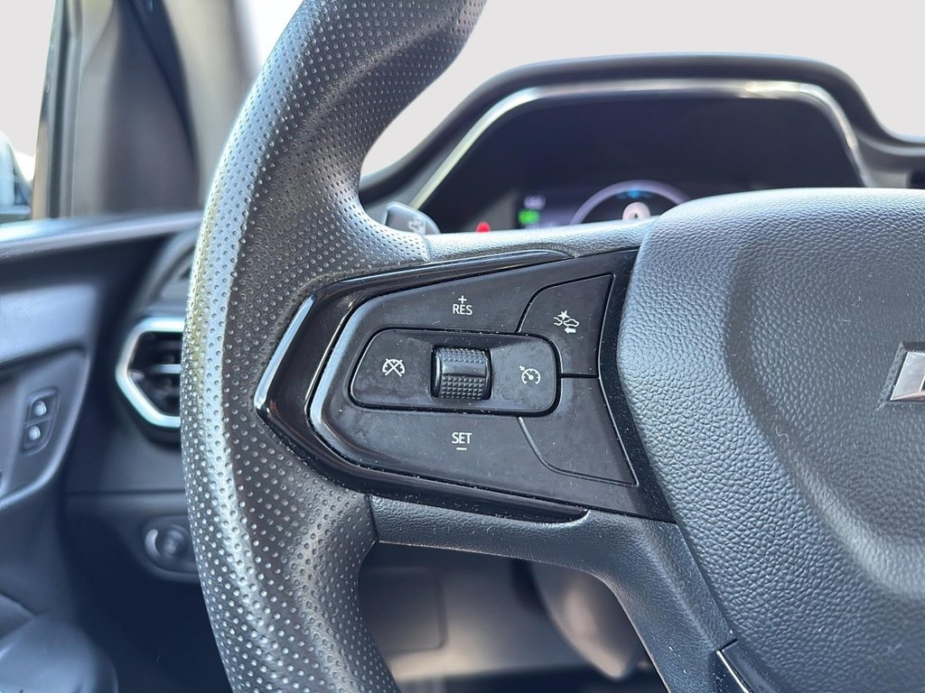2023 Chevrolet BOLT EUV LT in Drummondville, Quebec - 15 - w1024h768px