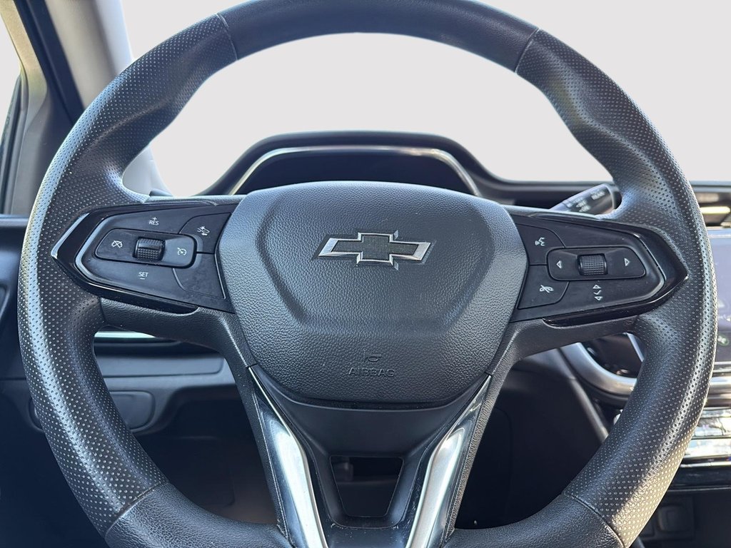 2023 Chevrolet BOLT EUV LT in Drummondville, Quebec - 14 - w1024h768px
