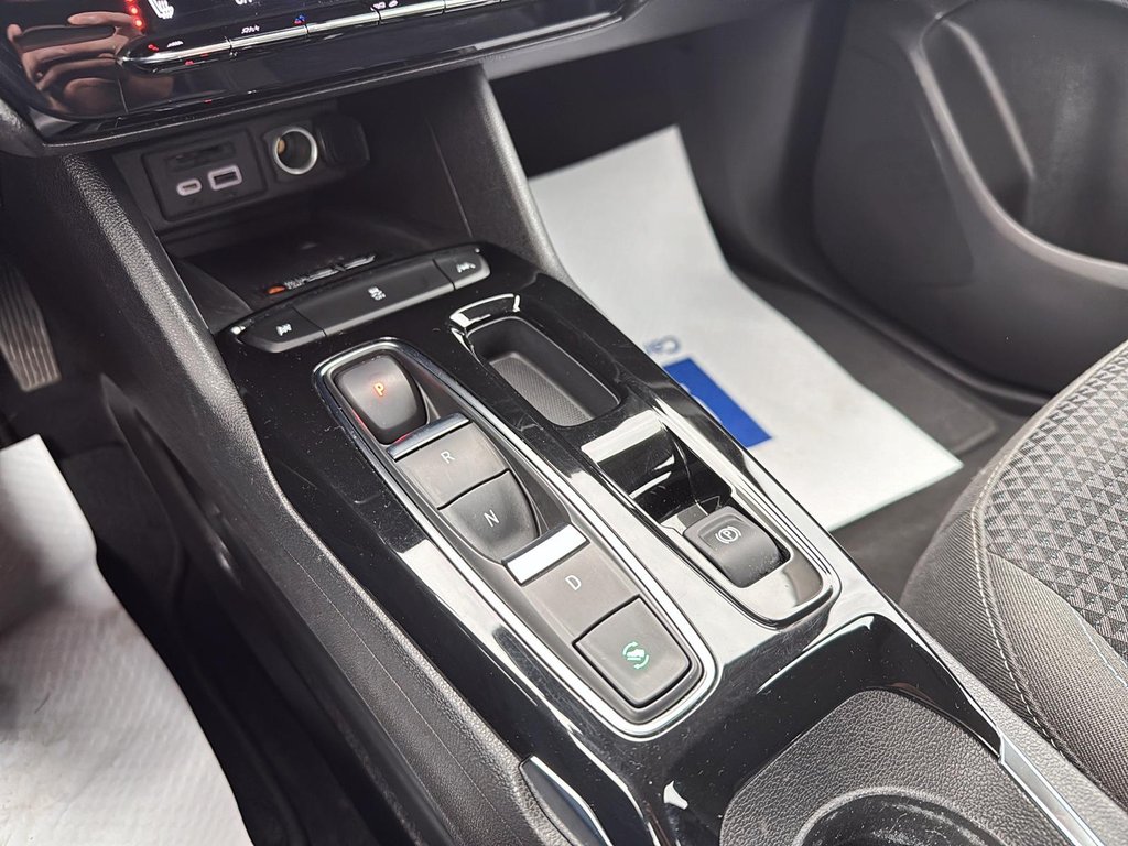 2023 Chevrolet Bolt EUV LT in Drummondville, Quebec - 19 - w1024h768px