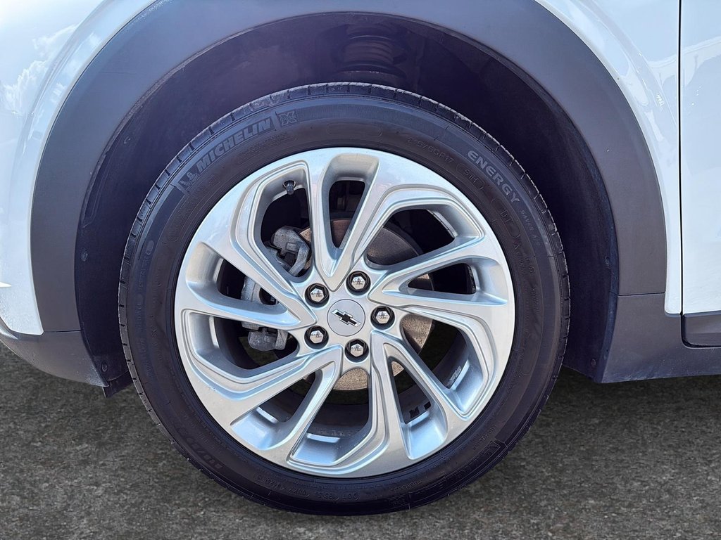 2023 Chevrolet Bolt EUV LT in Drummondville, Quebec - 7 - w1024h768px